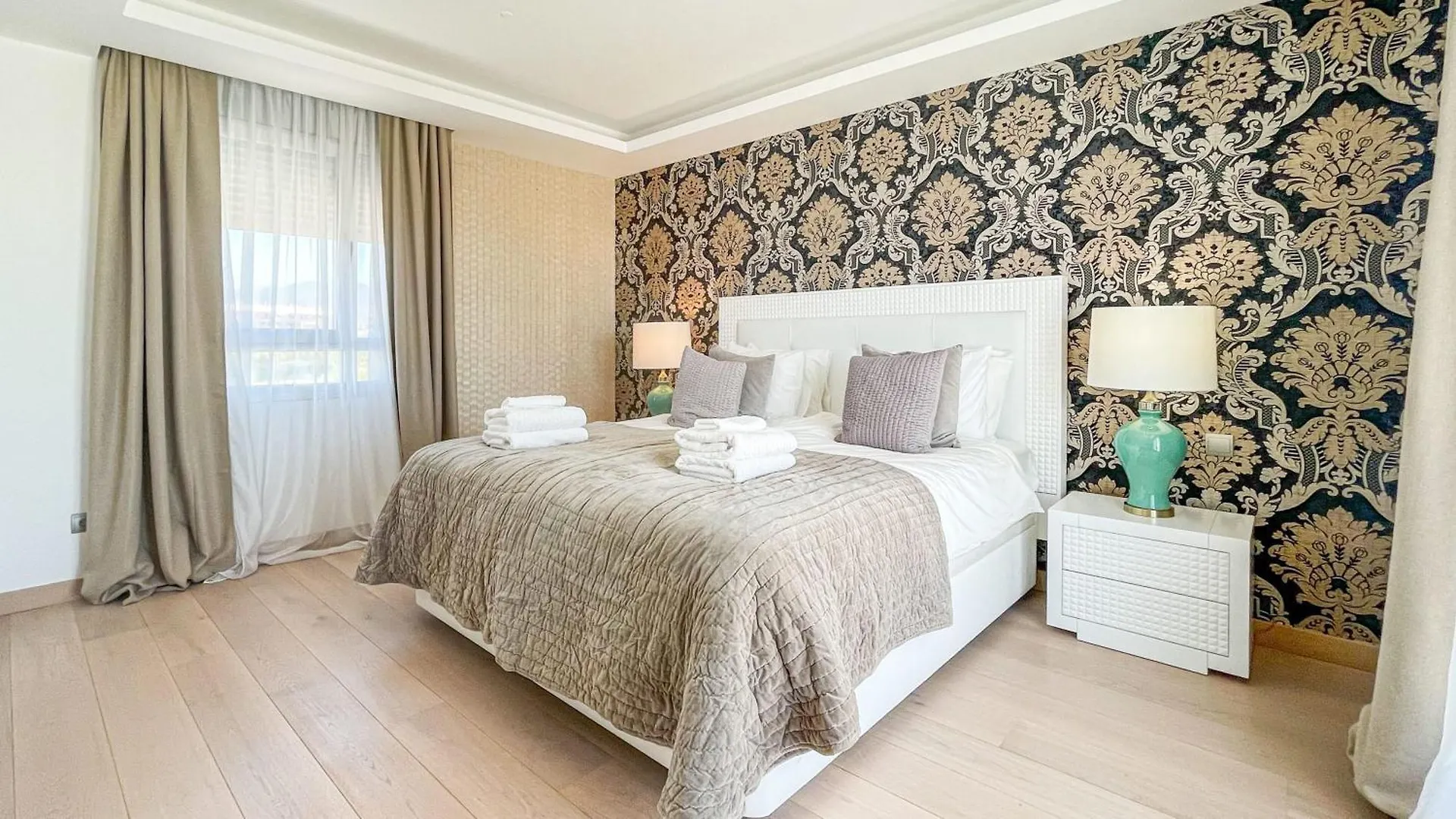 מארבלה Beachfront Luxury Rooftop Penthouse Wifi Pools Grill I O Nac Paddle 0*,  ספרד