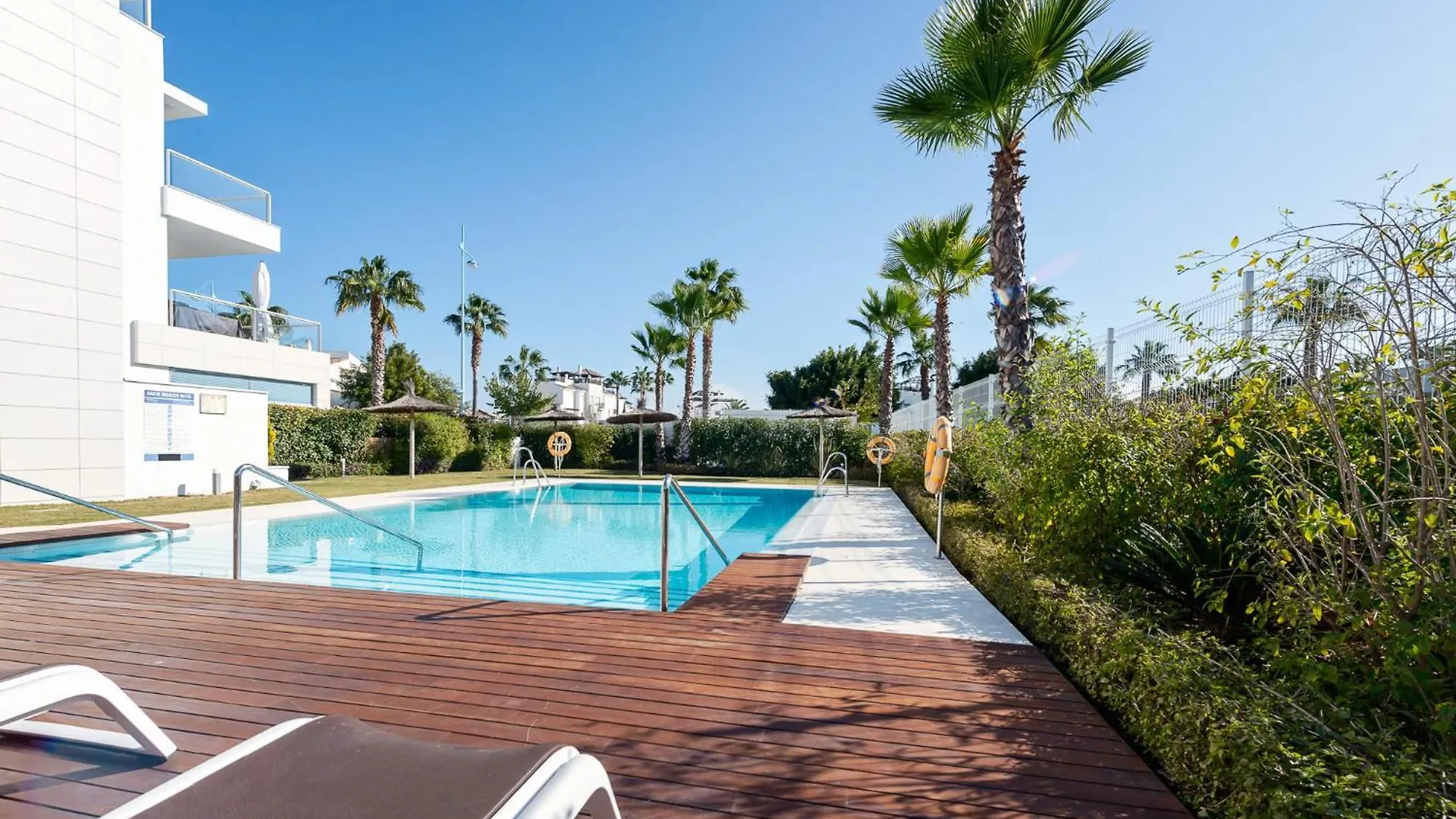 מארבלה Beachfront Luxury Rooftop Penthouse Wifi Pools Grill I O Nac Paddle דירה
